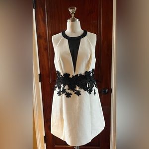 Halston dress size 8